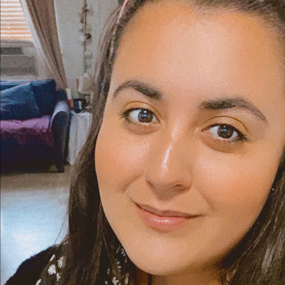 Meet your Posher, Stephanie